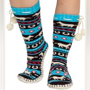 Horse Fair Isle Adult Horse Mukluk Slipper women’s L/ XL